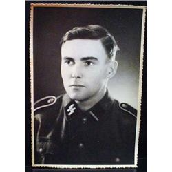 LARGE WW2 NAZI GERMAN PORTRAIT PHOTO OF AN SS SOLD