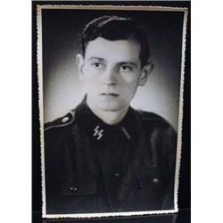 LARGE WW2 NAZI GERMAN PORTRAIT PHOTO OF AN SS SOLD
