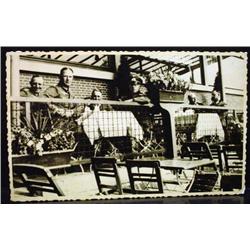 WW2 NAZI GERMAN ARCHIVES PHOTO OF SOLDIERS EATING 