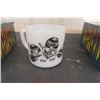 Image 2 : Federal Glass Beatles Yea Yea Yea Mug, Beatles Pen, 2 Boxes Marilyn Monroe Trading Cards - New