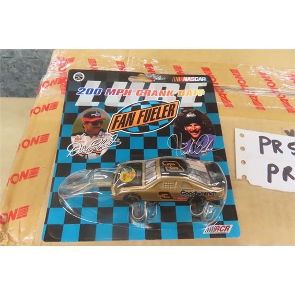 dale earnhardt fishing lure Fan Fueler Nascar 200 MPH Crank Bait On Card For Sale ACTION NASCAR Fan Fueler Gold