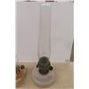 Image 4 : 2 Vintage Oil Lamps - 1  Aladdin