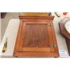 Image 5 : New Haven Wall Clock - Needs Repair Wooden Wall Cabinet 18" x 21.5"