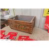 Image 2 : 2 Wooden Coca-Cola Crates + 8 Cardboard Bottle Carriers