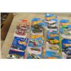 Image 2 : 30 Hot Wheels in Packages