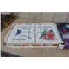 Image 4 : 90's Hot Shot Table Top Hockey - Complete + Working
