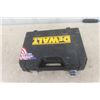 Image 4 : DeWalt 18V Drill Battery + Charger - Works