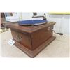 Image 5 : RCA Victor Gramophone- Cranks Fine + Plays - NO Needle