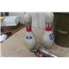 Image 2 : 2 Bowling Pins, 2 Oil Squirt Cans, Tire Air Pump, Lights