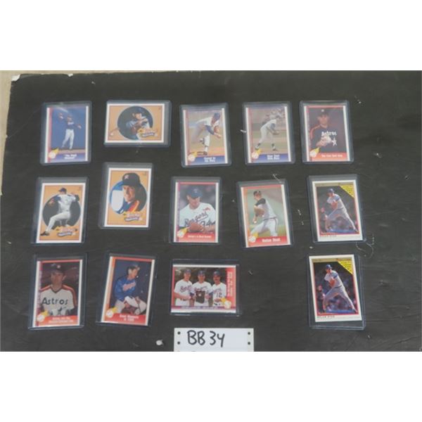 14 Nolan Ryan Baseball Cards