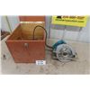 Image 1 : Makita 7 1/4" Circular Saw with Wooden Carry Box + 2 Extra Blades