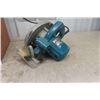 Image 3 : Makita 7 1/4" Circular Saw with Wooden Carry Box + 2 Extra Blades