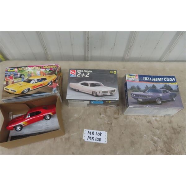 AMT 65 Pontiac + REvell '71 Cuda Sealed Models, Revell '68 GTO Built Model Kit