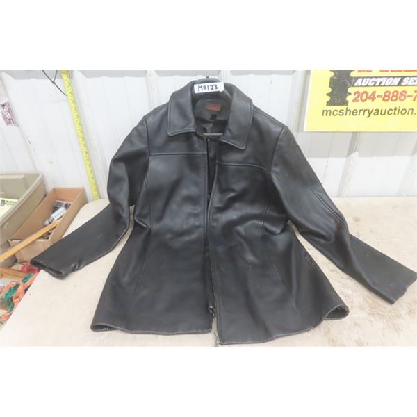 Danier Sz XL Black Leather Jacket