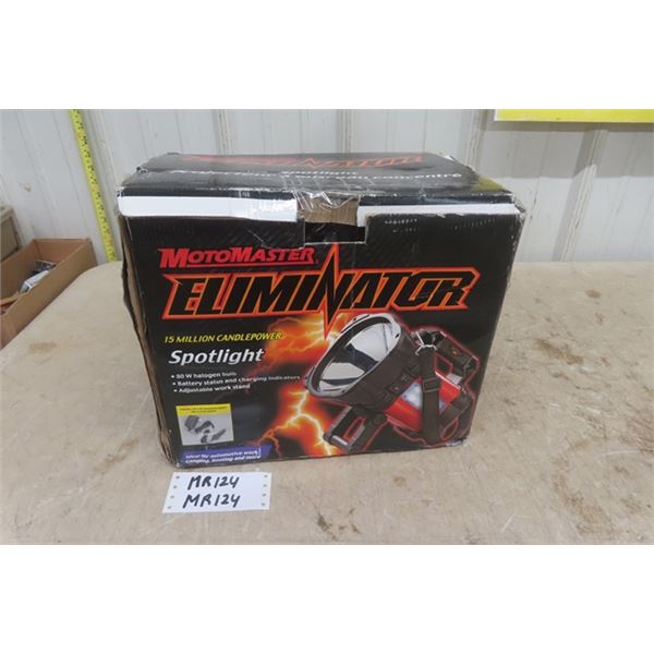 Motomaster Eliminator 15 Million Candle Power Spotlight in Box