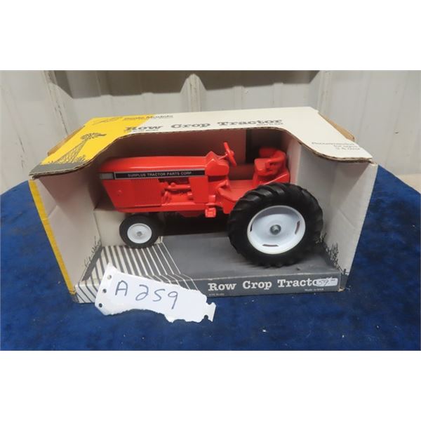 Row Crop Tractor 1:16 Scale Die Cast with Box