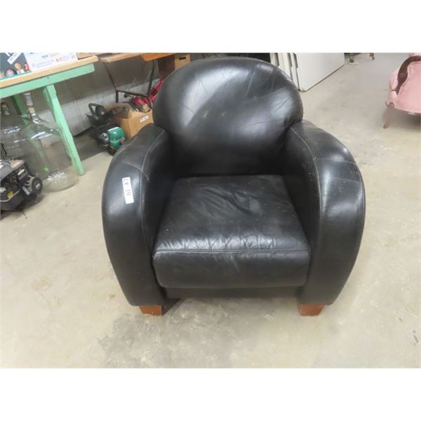 Leather Style Cozy Living Room Chair 