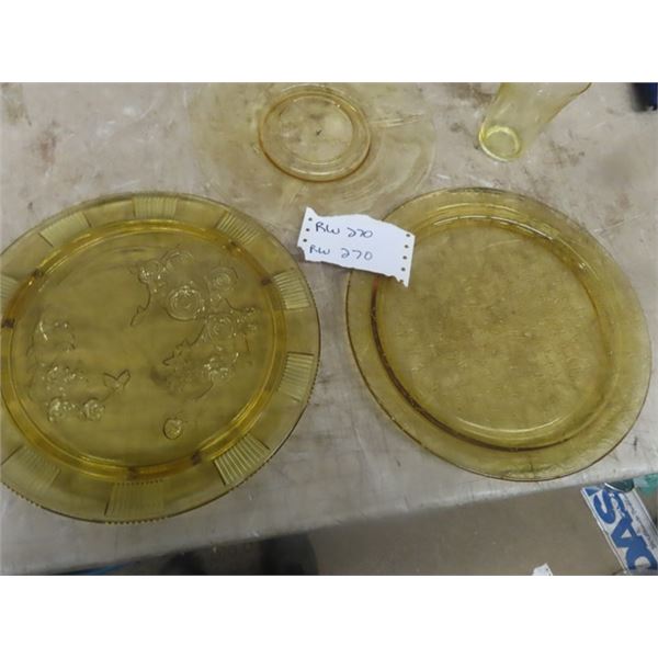 6 Depression Glass Items: Trays, Bowls , Glasses