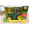 Image 3 : Ertl John Deere 7330 Lights + Sounds Tractor in Box 1:16 Scale