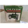 Image 3 : Ertl Oliver 1550 Diesel Die Cast Tractor in Box 1:16 Scale