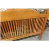Image 3 : Pine Headboard + Footboard - 66" Wide