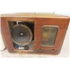 Image 2 : 3 Vintage Radios: 2 Wooden Cabinet + 1 Plastic Cased