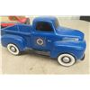 Image 6 : 3 Pressed Steel Trucks, 1 Ceramic Ford Pick Up