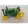 Image 5 : 2 John Deere Cast Iron + Metal Tractors: 6" + 8" Long