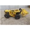 Image 6 : Pressed Steel Tonka Forklift & Tonka Loader