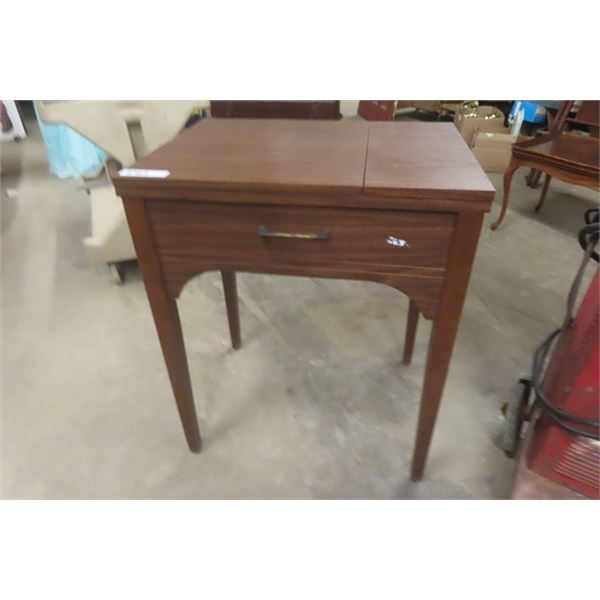 Vintage Sewing Machine Desk - No Machine 19m5"×26"×31"