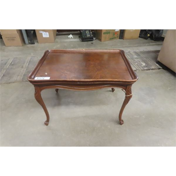 Antique 4 Leg End Table 18"×18"×26"