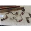Image 2 : Assorted Antique Carpentry Tools: 3 Levels, 3 Hand Drills 