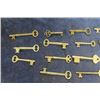 Image 2 : 25 Skeleton Keys + 10 Cabinet Keys