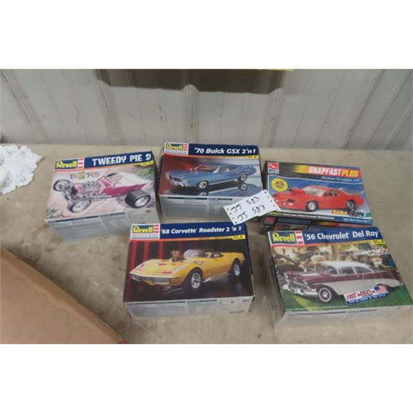 (5) 1:@5 Scale Auto Models - 2 Factory Sealed ; '56 Chev Delivery, '92 Camaro, '68 Corvette Roadster