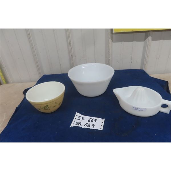 Sunkist Reamer , Pyrex + Fire King Mixing Bowls
