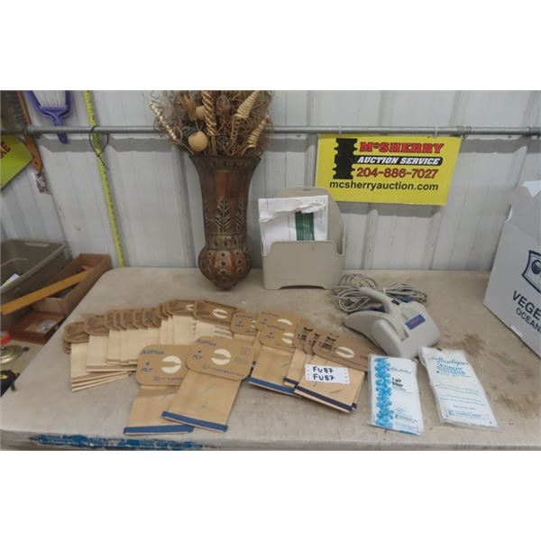 Electrolux Little Lux II, Vacuum Bags, Wall Art
