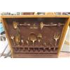 Image 2 : Jean Claude Copper Cutlery Set in Wooden Chest