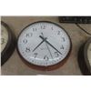Image 3 : 2 Westclox 13.5" Electric Wall Clocks, 1 Edwards 13" Metal Clock, 2 Clock Radios
