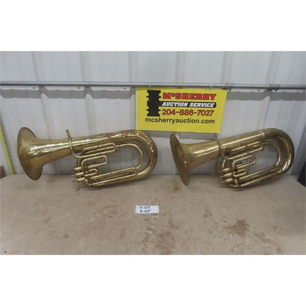 Pair of Vintage Brass Horns - Great Wall Hangers