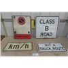 Image 1 : 4 Assorted Street Signs - Largest - 24" x 24" 