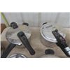 Image 2 : 3 Pressure Cookers + Assorted Aluminum Cookware