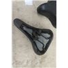Image 5 : 3 Bike Seats ; 2 For Husky Beginners, 1 Regular Size for Expert Rider