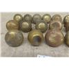 Image 4 : 19 Vintage Brass Door Knobs