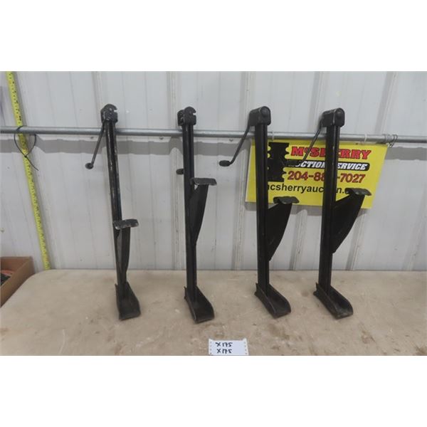 4 Hand Crank Vehicle Jacks