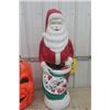 Image 2 : Santa Clause Blow Mold 43" Tall + Pumpkin Blow Mold - Cracked Nose 24" Tall 