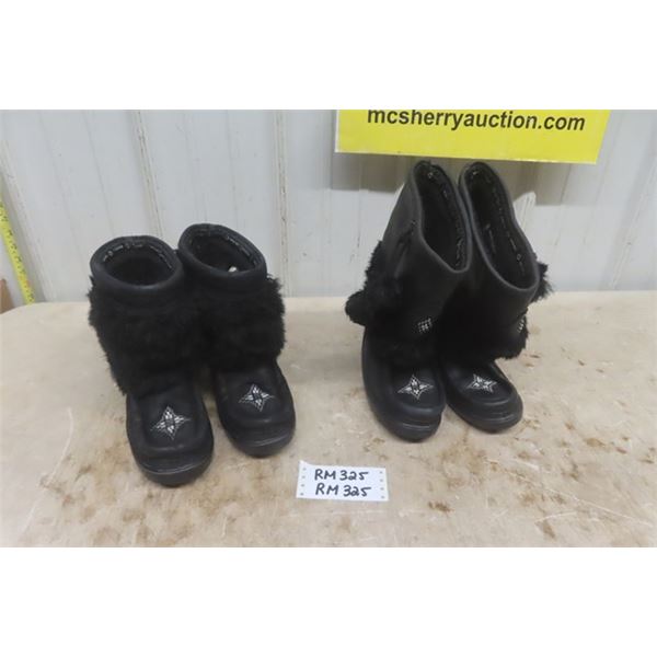 2 Pairs of Manitoba Mukluks - Short Boots Ladies Sz 9 + Taller Boots Ladies Sz 8
