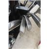 Image 6 : Assorted Golf Clubs with Bag