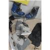 Image 7 : Snowboard- No Strapping, 4 Pairs of Skates Sz 10 + Smaller