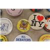 Image 11 : Quantity of Pin Back Buttons: Sports, AAA, Space Invaders, Yogi Bear plus more