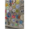 Image 3 : Quantity of Pin Back Buttons: Sports, AAA, Space Invaders, Yogi Bear plus more